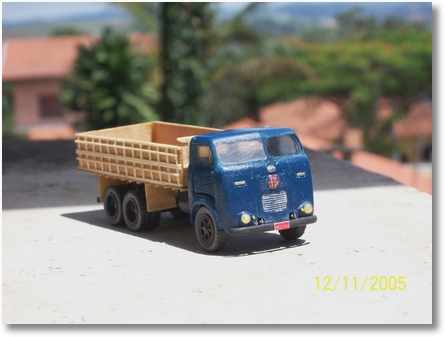 Fenemê azul do Gilson