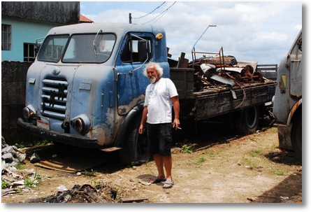 Bin Laden e seu FNM 1964 20dezembro2008