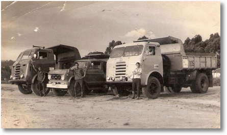 FNM 62 branco - Motorista Mosquito (José Roberto) - Chevrolet 70 Motorista Adir Costa e FNM 64 Motorista Roberto Kraus (em Memoria)