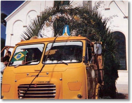 FNM 180 ano 76 - Luis Carvalho - Procissão em Contenda SJP - 1994 - Este FNM pertenceu a Celso Bergonce