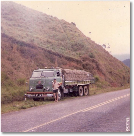 201987 na Serra do Piquete-MG - Este FNM foi comprado e restaurado por Miklos, hoje de propriedade de Osvaldo Strada