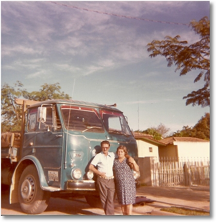 FNM 180 75 motorista Eloy Dimas na foto seus pais Eloiu Camargo e Leocadia S.J