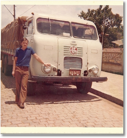 FNM V12 68 PROPRIETARIO PAULINO BORTOLAN MOTORISTA JOÃO GRIBOGY SOBRINHO EM SÃO JOSE DOS PINHAIS 1974