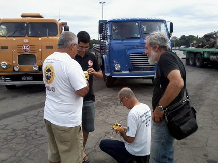 Bincando de carrinho (2)